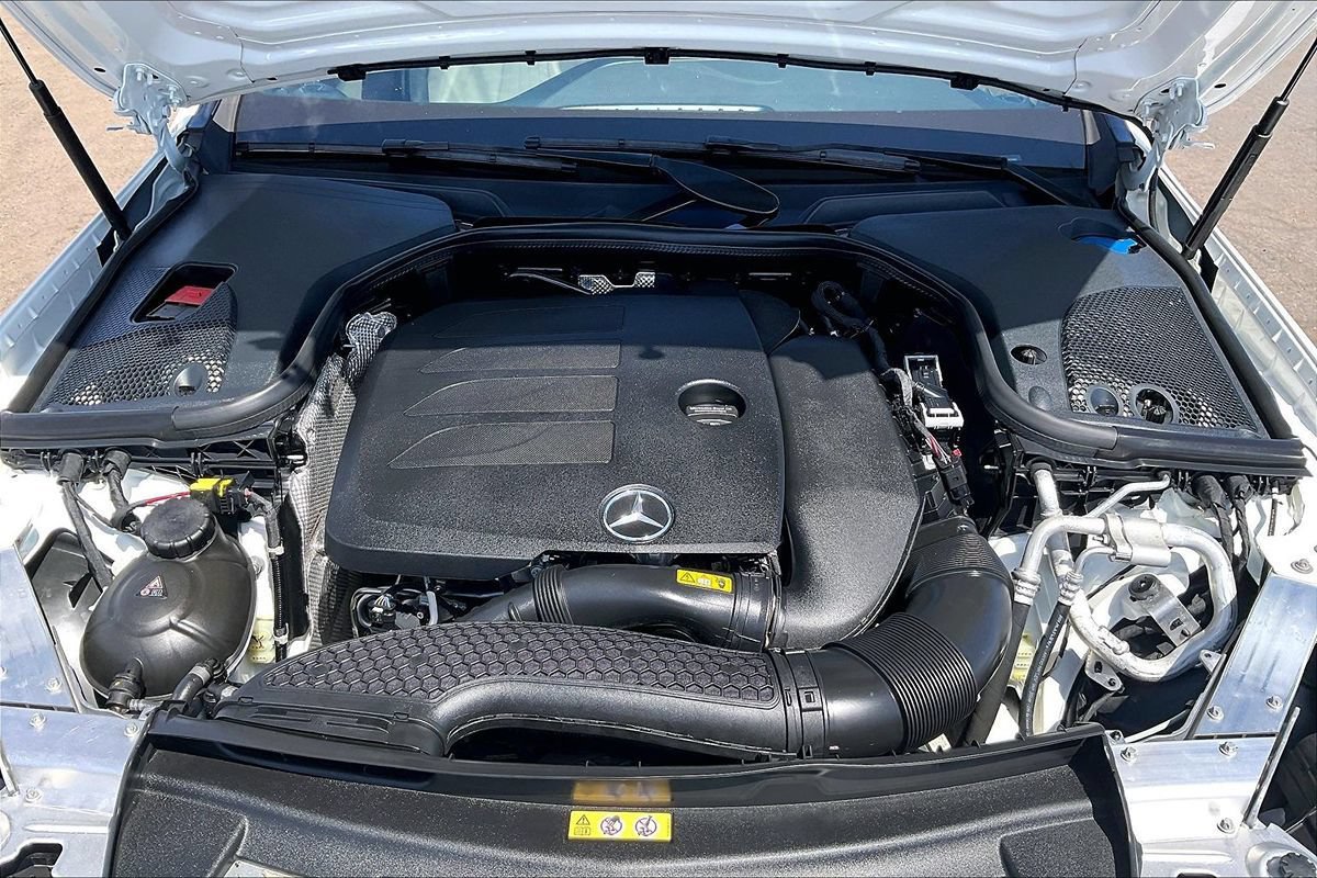 Used 2021 Mercedes-Benz E 350 Sedan w/ Premium Package image 32