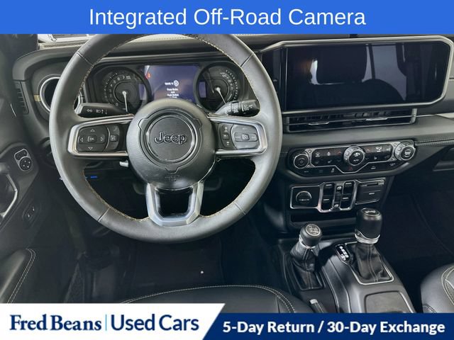 Used 2024 Jeep Wrangler Unlimited Sahara w/ Technology Group AWD/4WD image 29