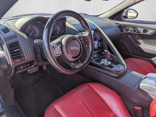 Used 2014 Jaguar F-TYPE S image 9
