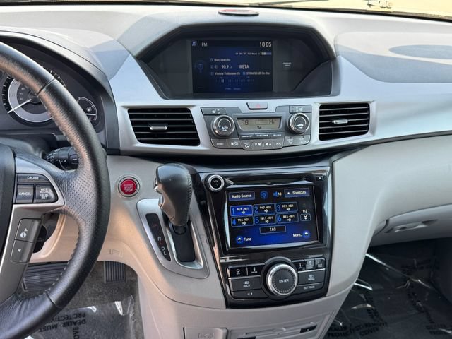 Used 2016 Honda Odyssey Touring Elite image 21
