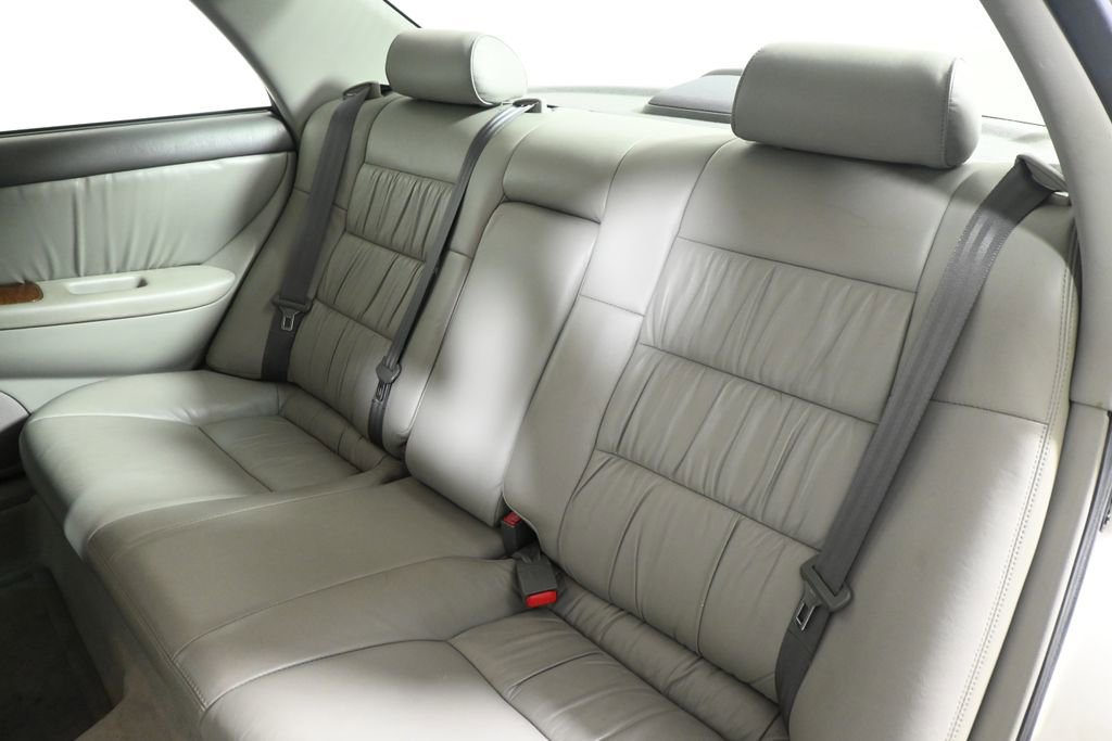 Used 1998 Lexus ES 330 FWD image 4