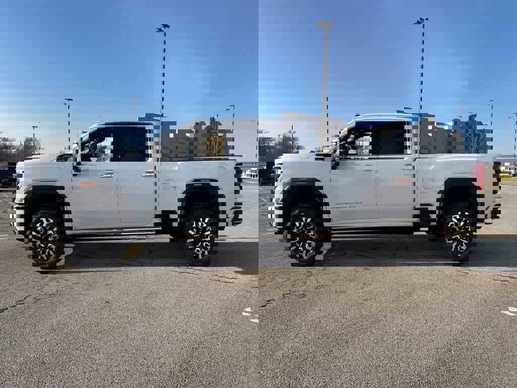 New 2026 GMC Sierra 2500 Denali Ultimate image 3