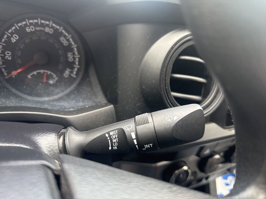 Used 2022 Toyota Tacoma SR image 21