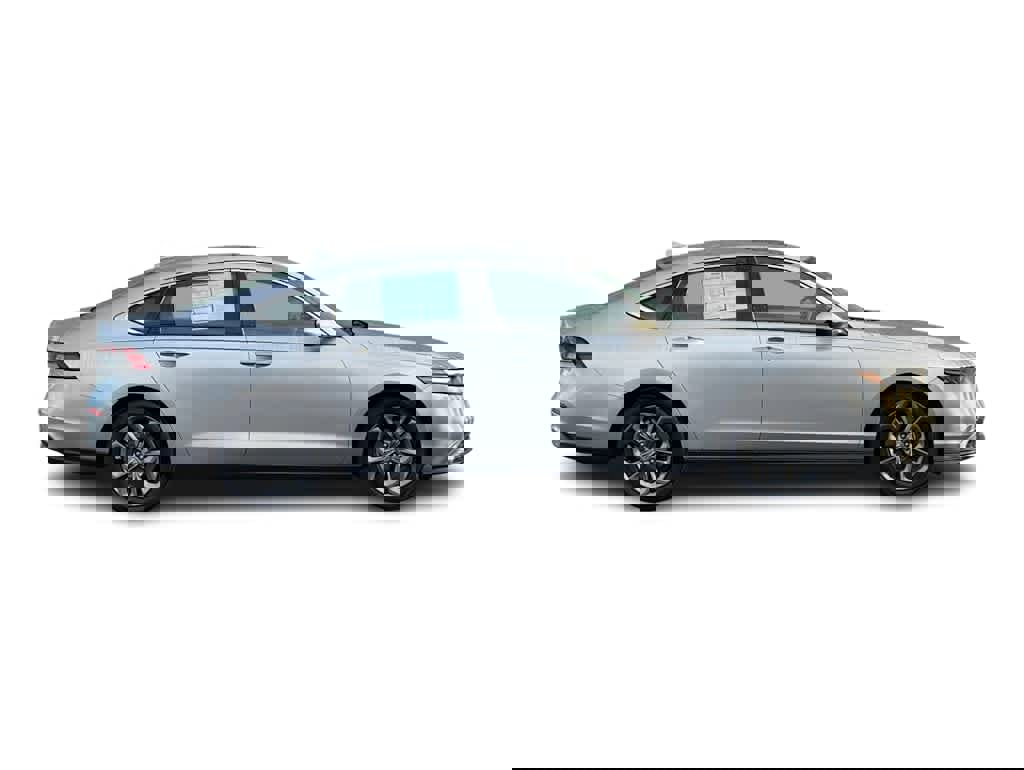 Used 2023 Honda Accord EX image 5