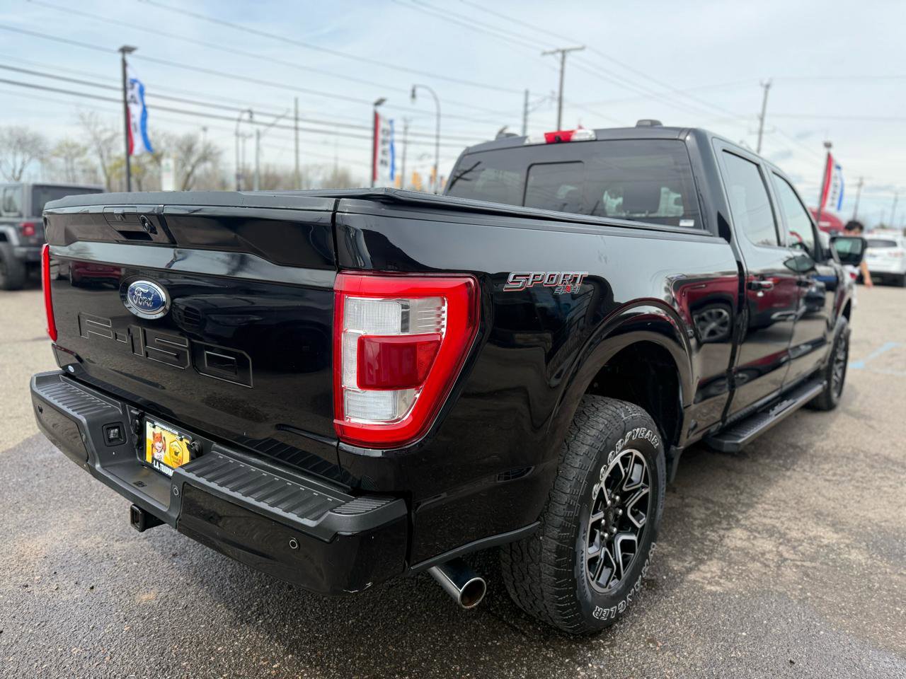 Used 2021 Ford F150 Lariat w/ Equipment Group 502A High AWD/4WD image 5