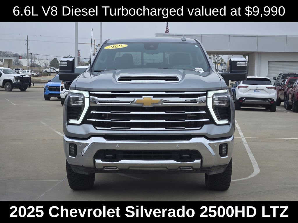 Used 2025 Chevrolet Silverado 2500 LTZ w/ LTZ Plus Package image 2