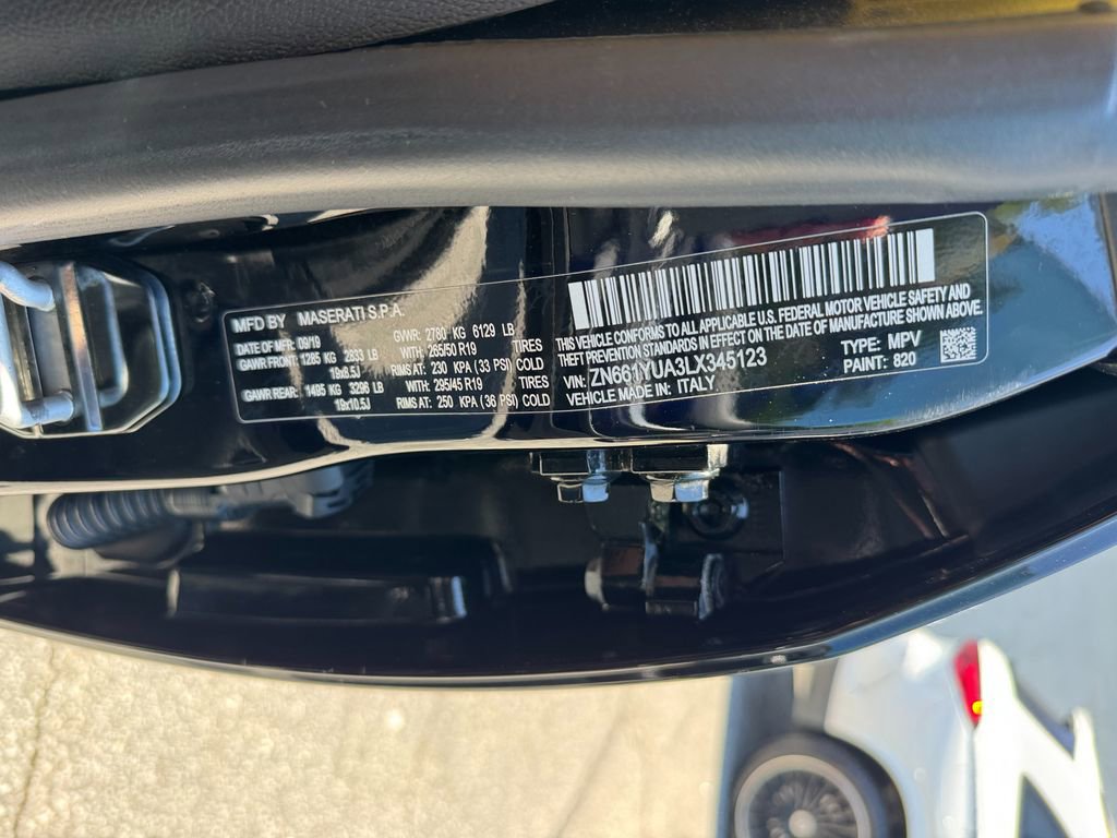 Used 2020 Maserati Levante S AWD/4WD image 36