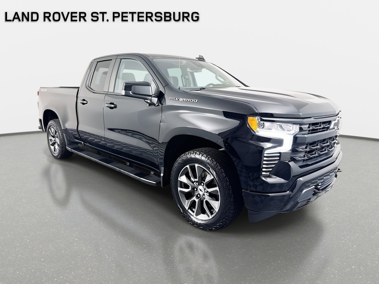 Used 2023 Chevrolet Silverado 1500 RST image 4