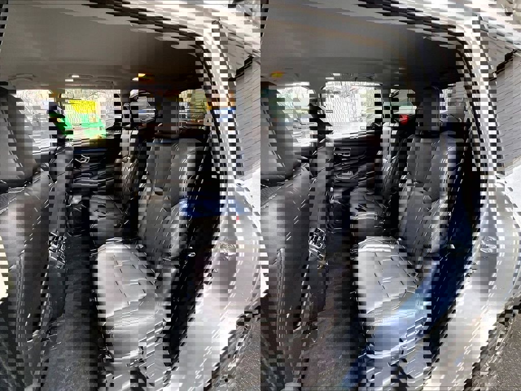 Used 2023 Subaru Ascent Limited image 15