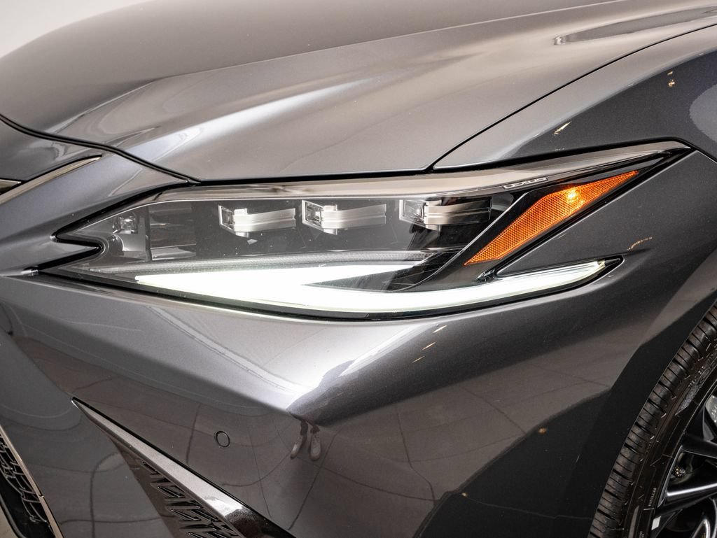 Certified 2025 Lexus ES 300h F Sport FWD image 15