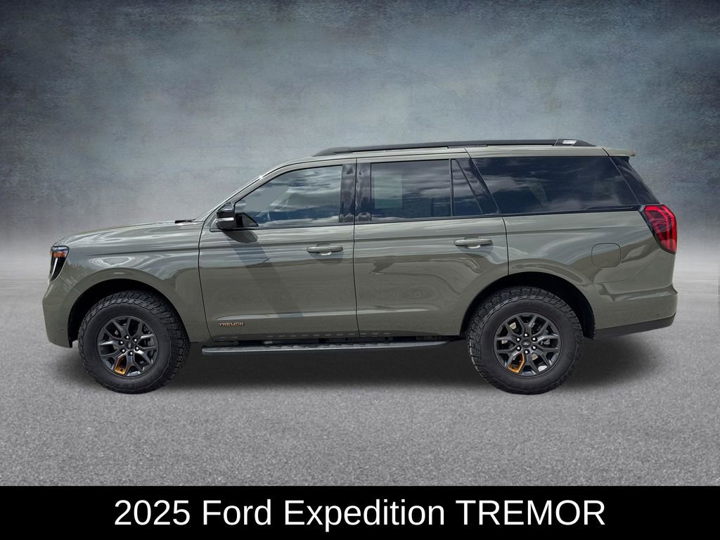 Used 2025 Ford Expedition Tremor AWD/4WD image 2