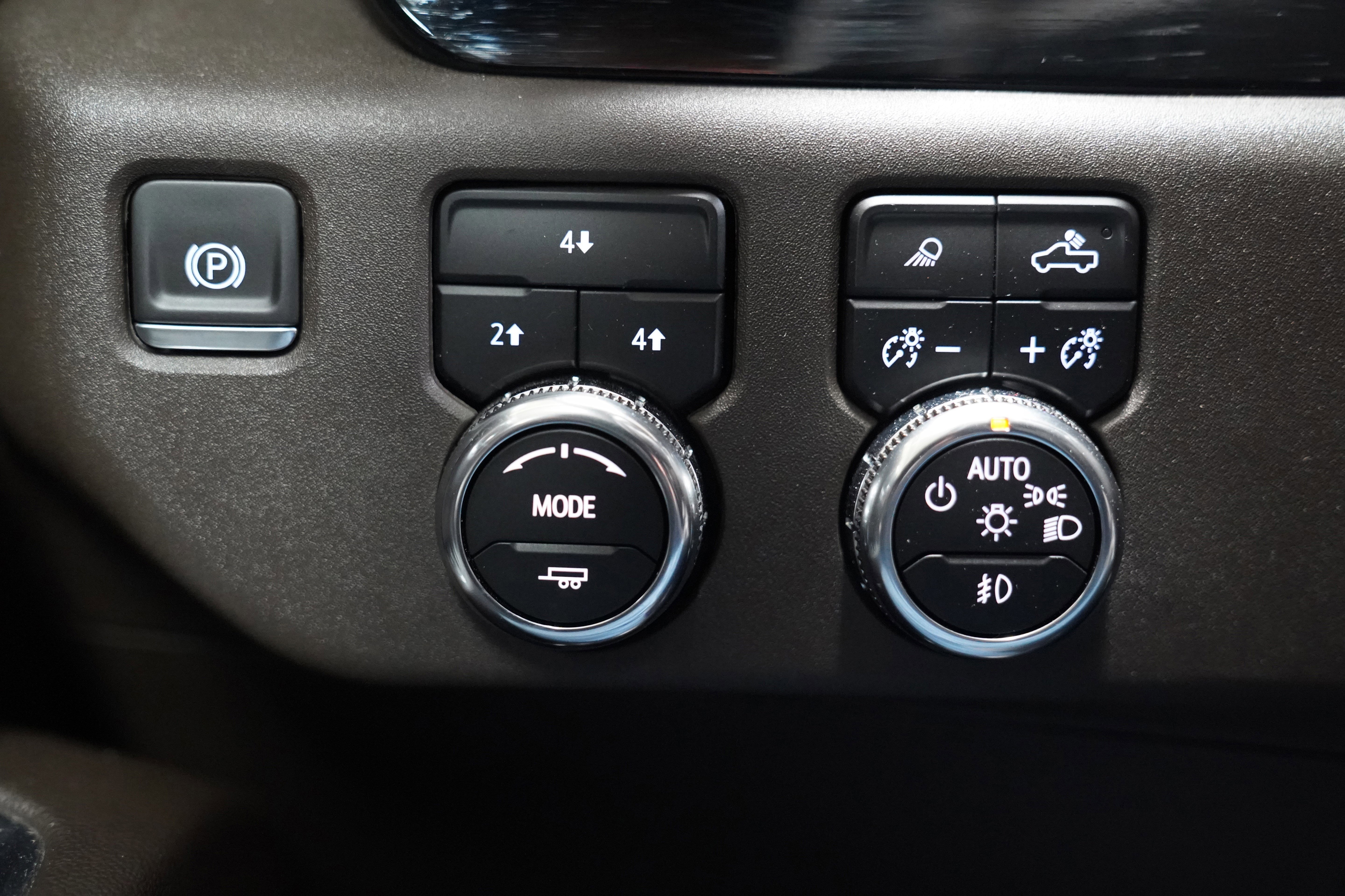 Used 2024 GMC Sierra 3500 SLE image 29