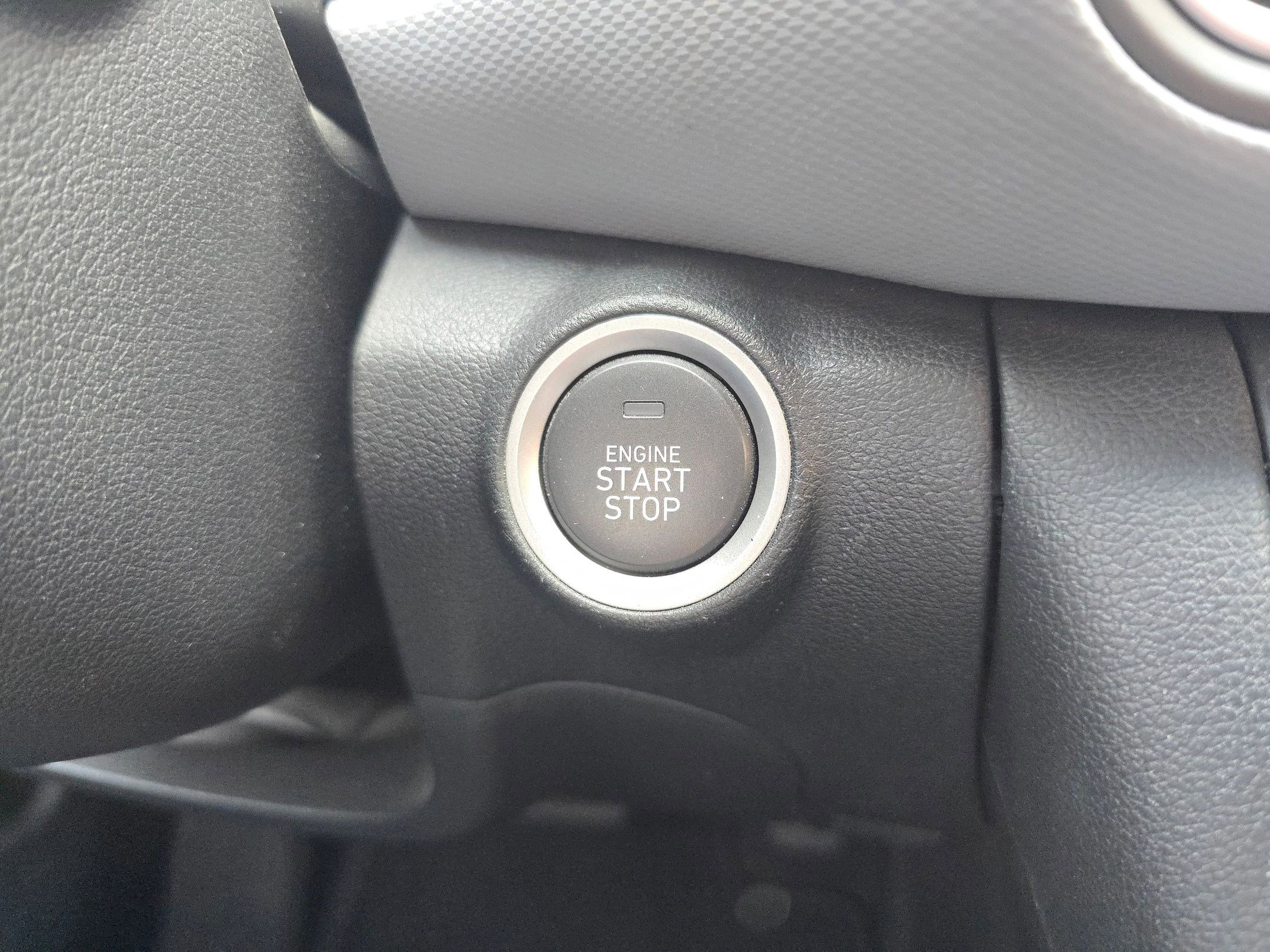 Used 2020 Hyundai Kona Ultimate w/ Cargo Package image 26