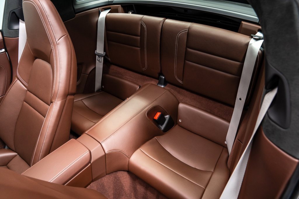 Certified 2024 Porsche 911 Targa 4S image 31