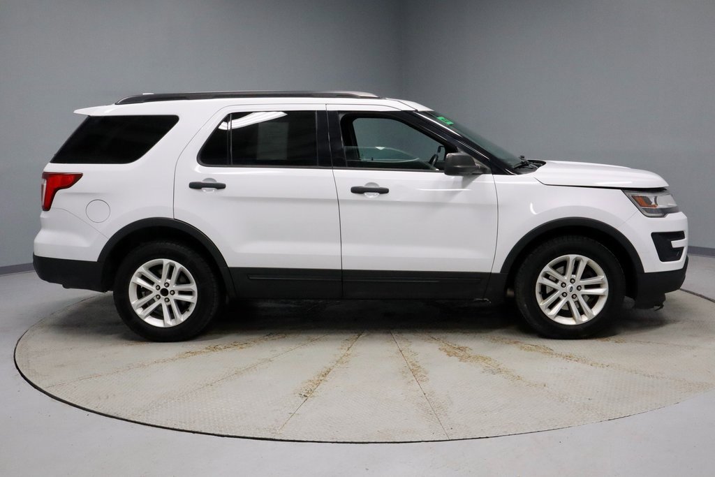 Used 2017 Ford Explorer FWD image 12