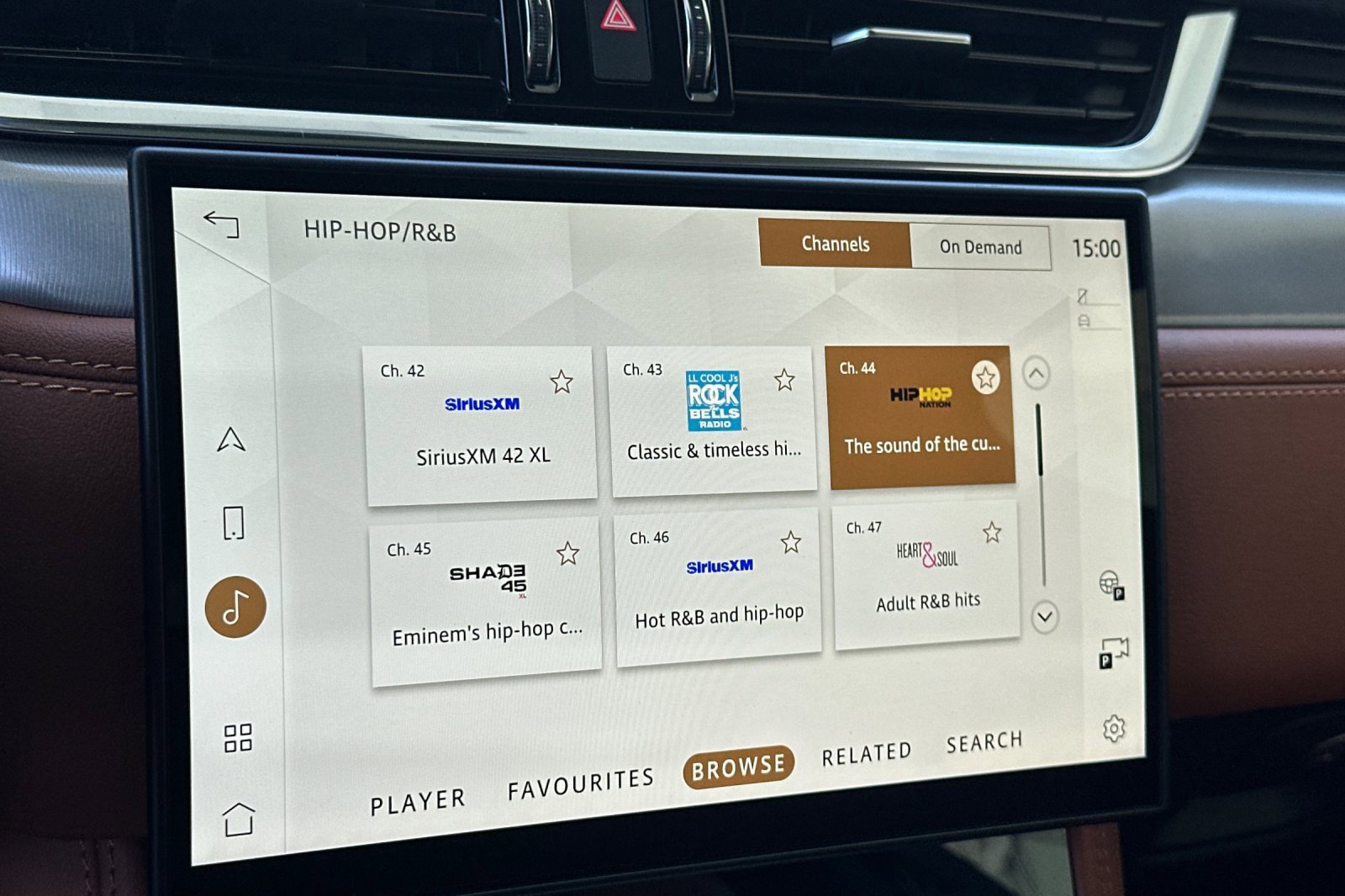 New 2026 Jaguar F-PACE R-Dynamic S image 17