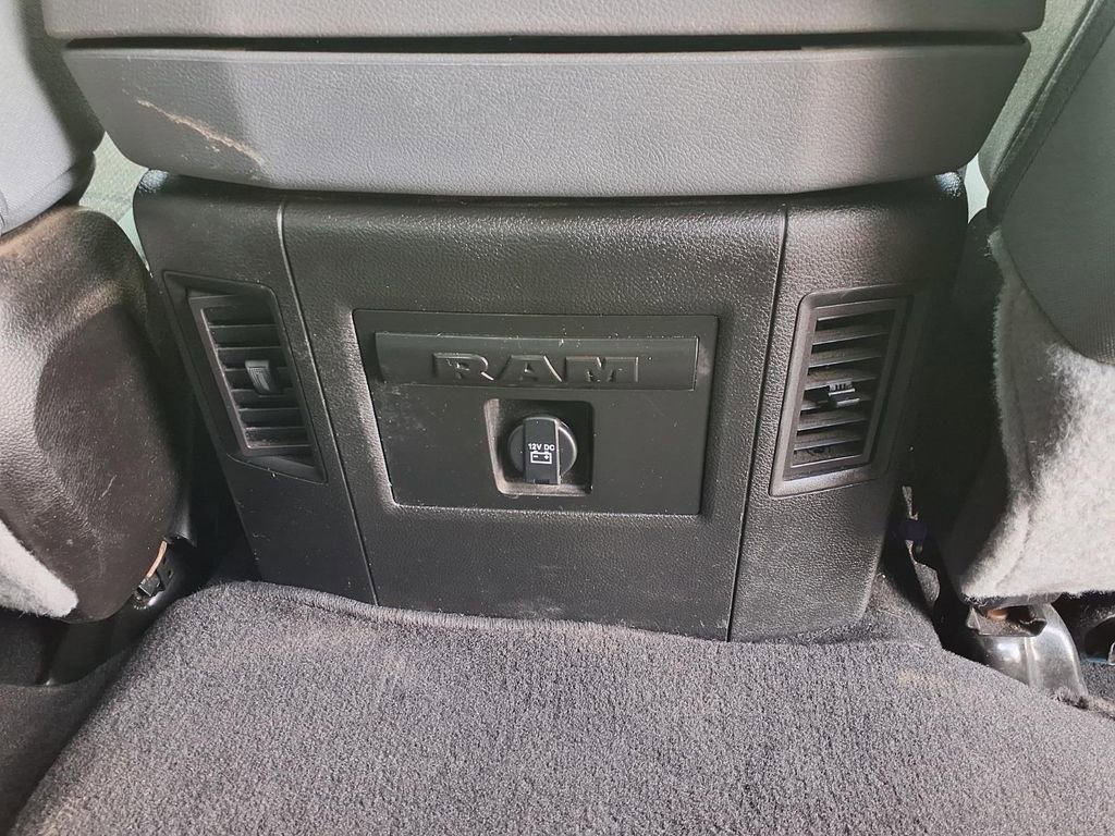 Used 2019 RAM 1500 Classic Warlock AWD/4WD image 17