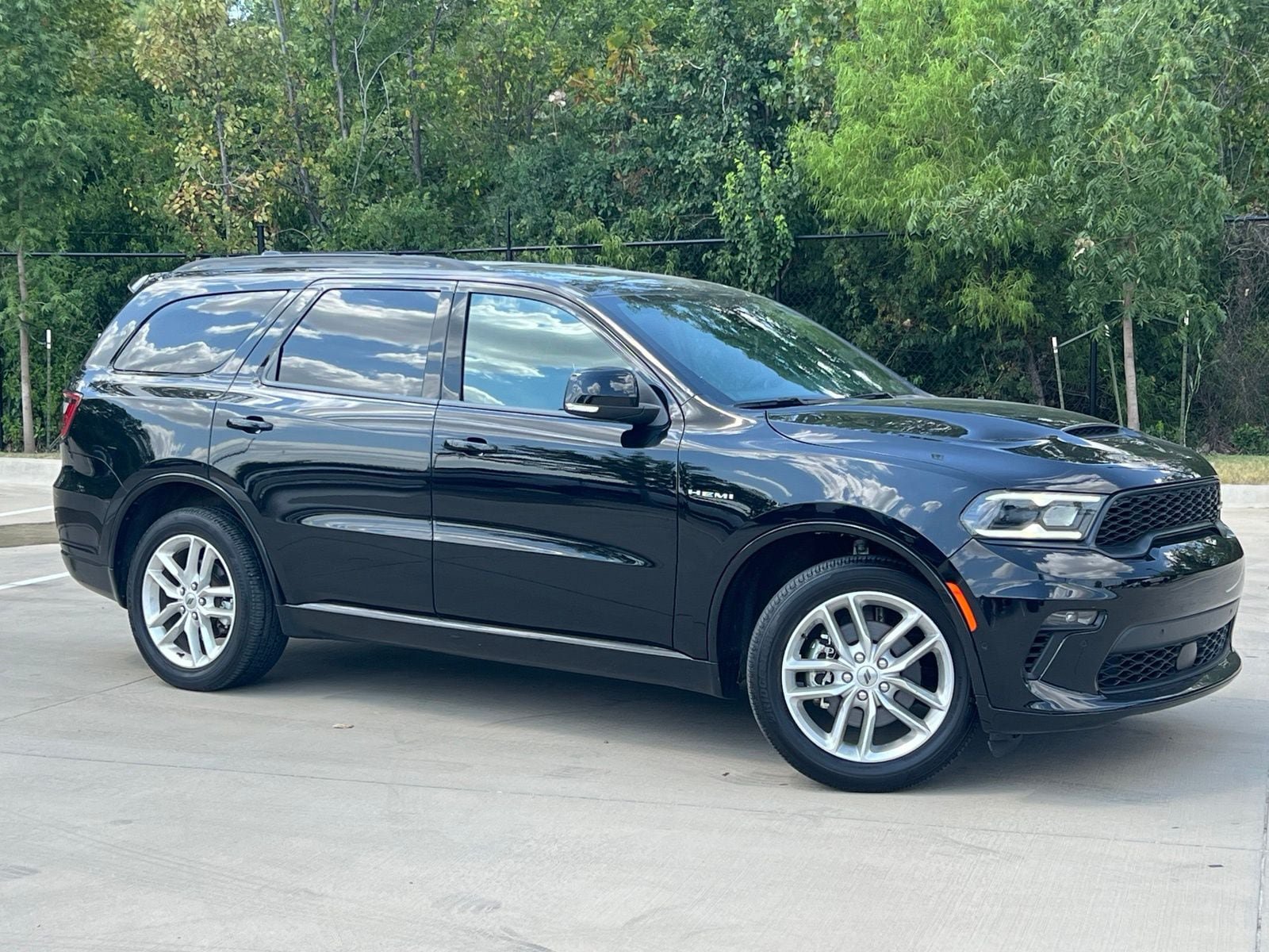 Used 2023 Dodge Durango R/T AWD/4WD video 1