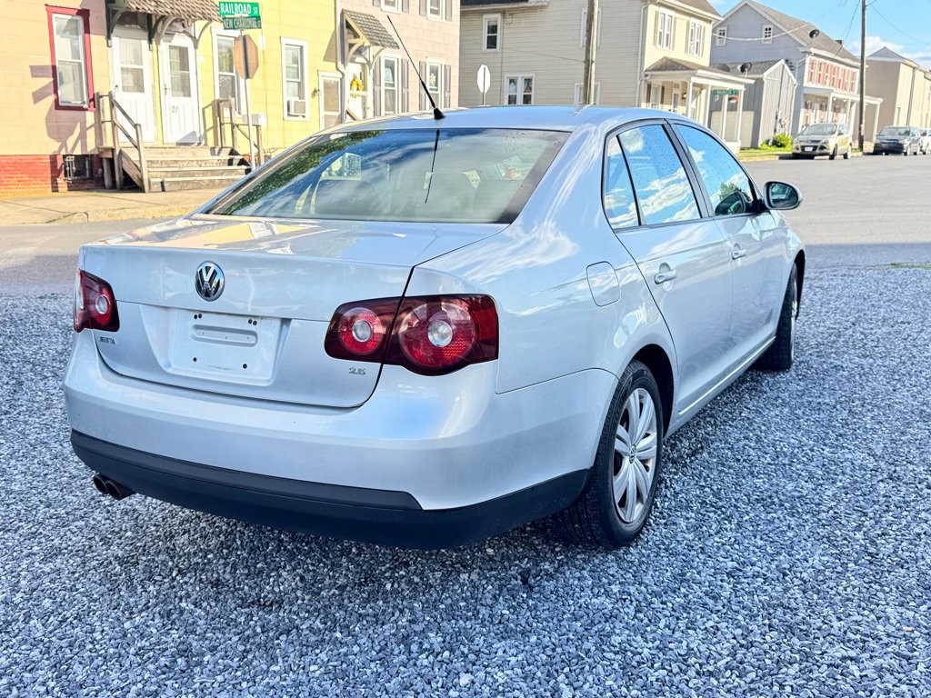 Used 2009 Volkswagen Jetta S FWD image 5