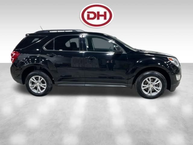 Used 2017 Chevrolet Equinox LT w/ Convenience Package image 2