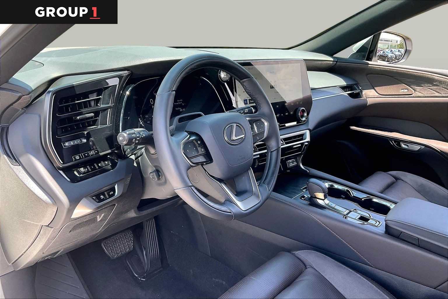 Certified 2025 Lexus RX 350 FWD w/ Convenience Package image 15