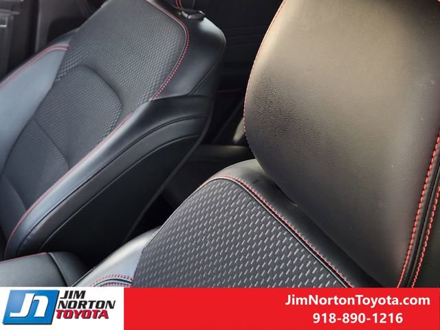 Used 2025 Ford Escape ST-Line image 15