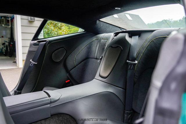 Used 2025 Aston Martin DB12 Coupe RWD image 55