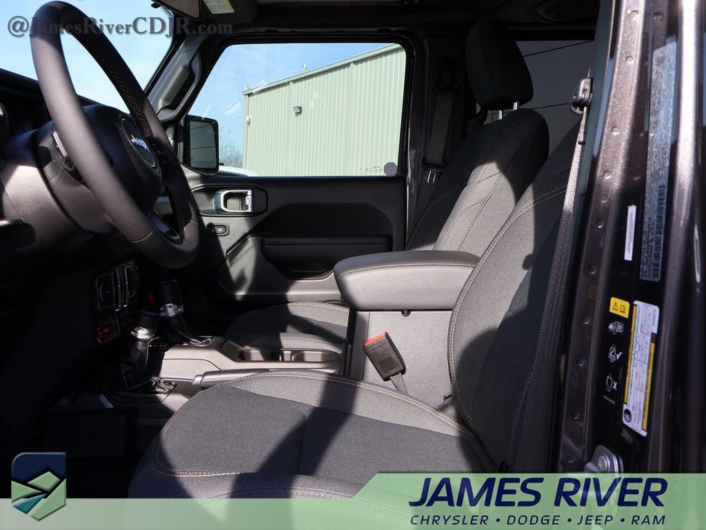 Used 2024 Jeep Wrangler Willys image 22