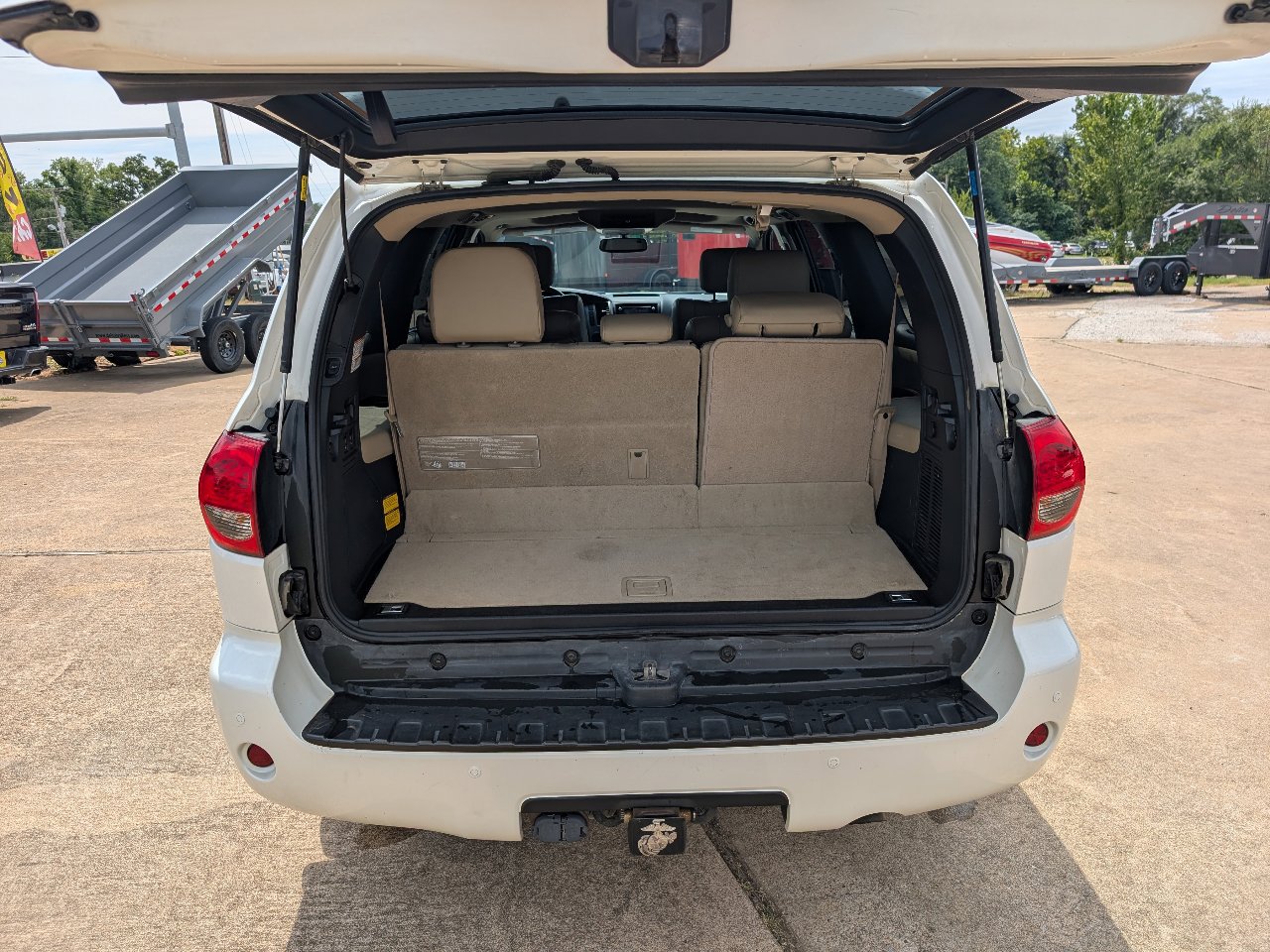 Used 2016 Toyota Sequoia Platinum image 9