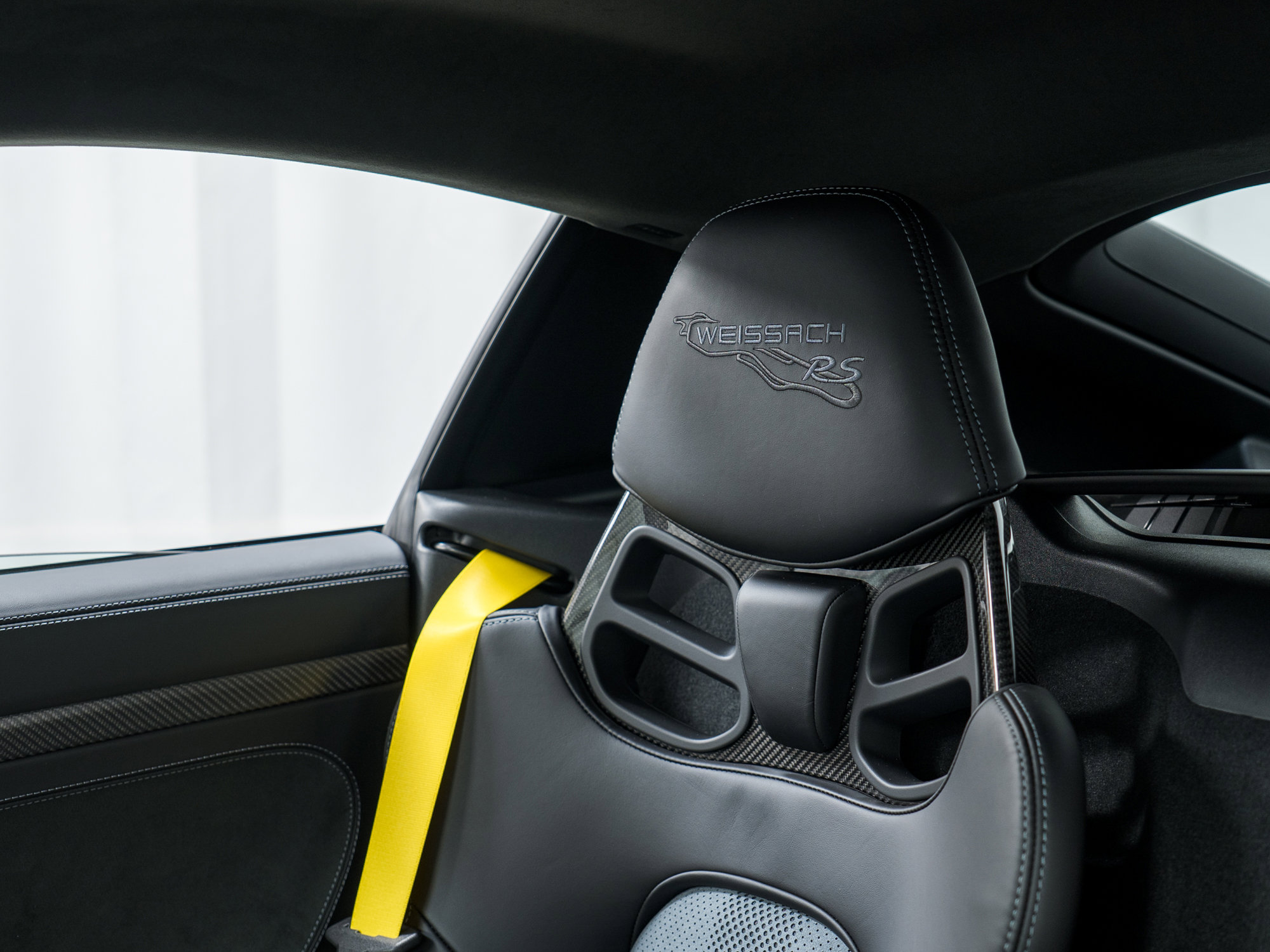 Used 2025 Porsche 718 Cayman GT4 RS image 20