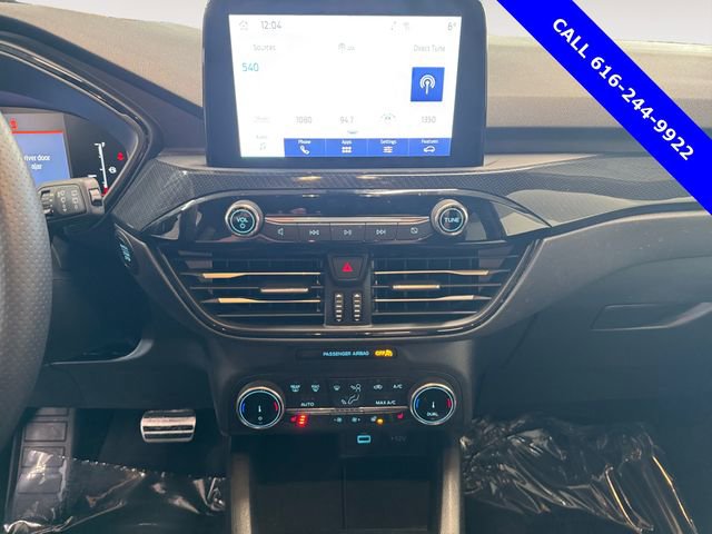 Used 2023 Ford Escape ST-Line image 9