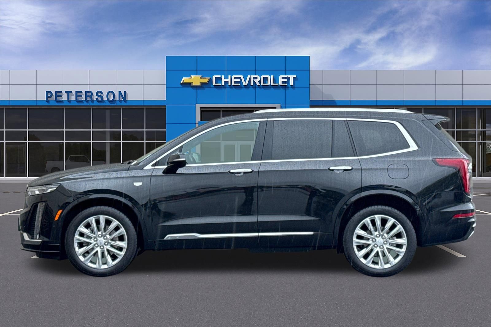 Used 2023 Cadillac XT6 Premium Luxury w/ Technology Package AWD/4WD image 7