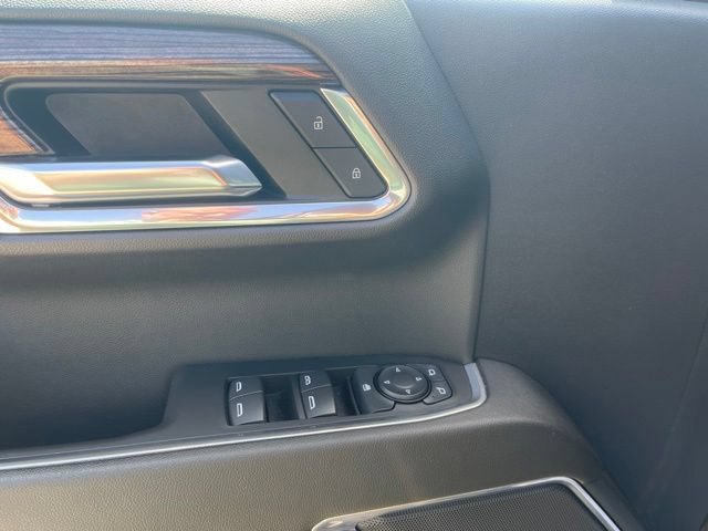 Used 2023 Chevrolet Silverado 1500 RST AWD/4WD image 17