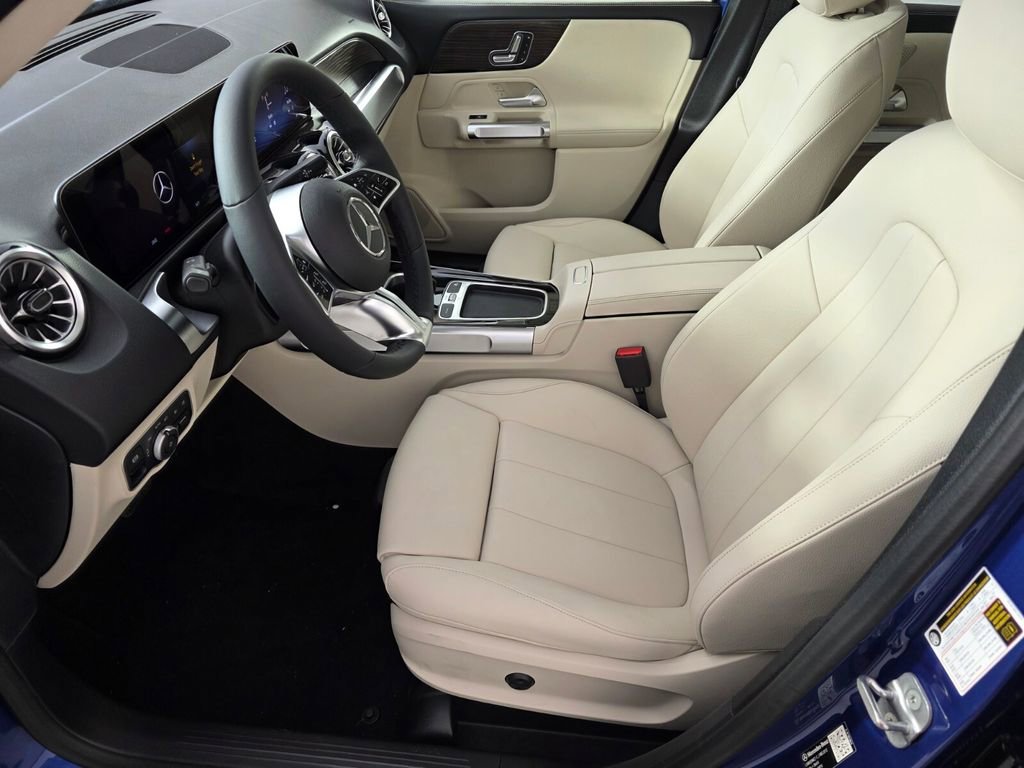 New 2026 Mercedes-Benz GLB 250 image 6
