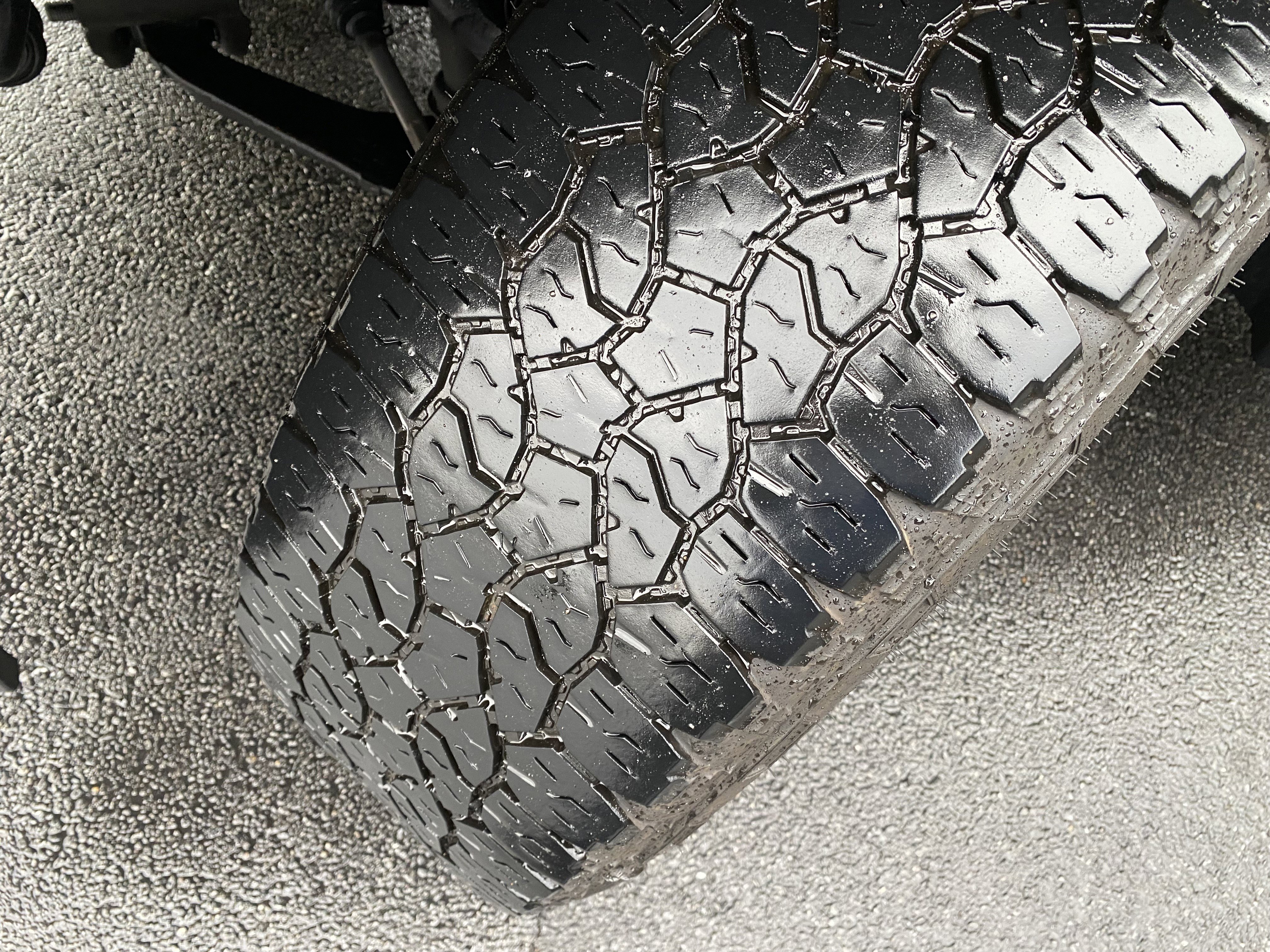 Used 2025 GMC Sierra 2500 Denali Ultimate w/ Snow Plow Prep/Camper Package image 13