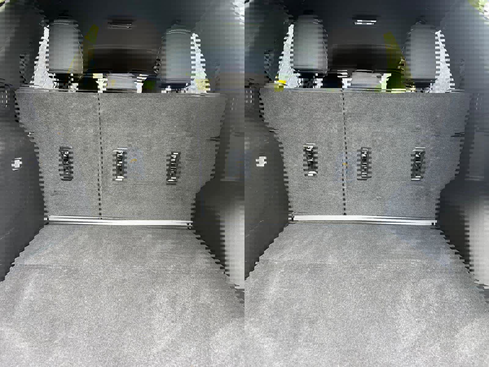 Certified 2025 Chevrolet Equinox LT w/ Safety and Technology Package AWD/4WD image 39