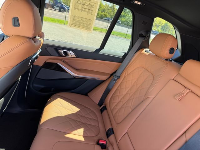 Certified 2024 BMW X5 xDrive40i w/ Premium Package AWD/4WD image 25