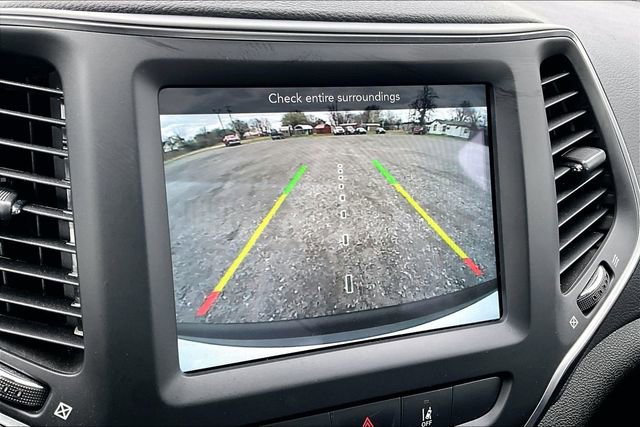 Used 2022 Jeep Cherokee Latitude Lux FWD image 13