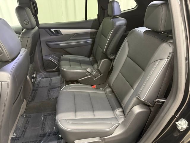 Used 2025 Buick Enclave Preferred image 21