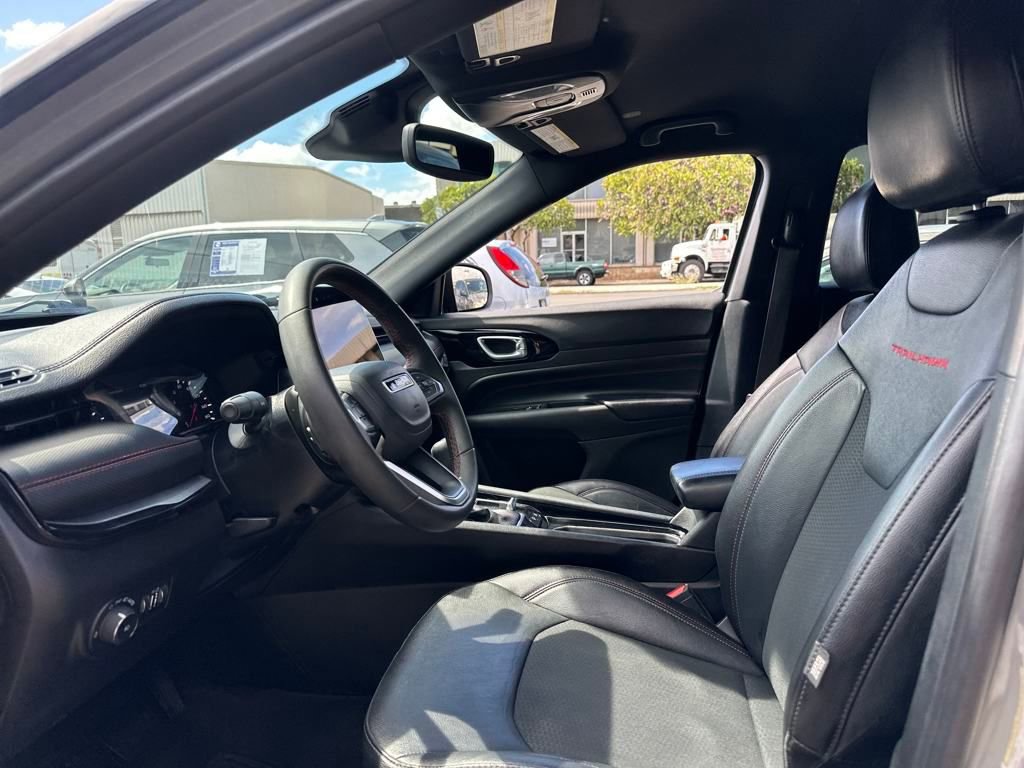 Used 2024 Jeep Compass Trailhawk image 13