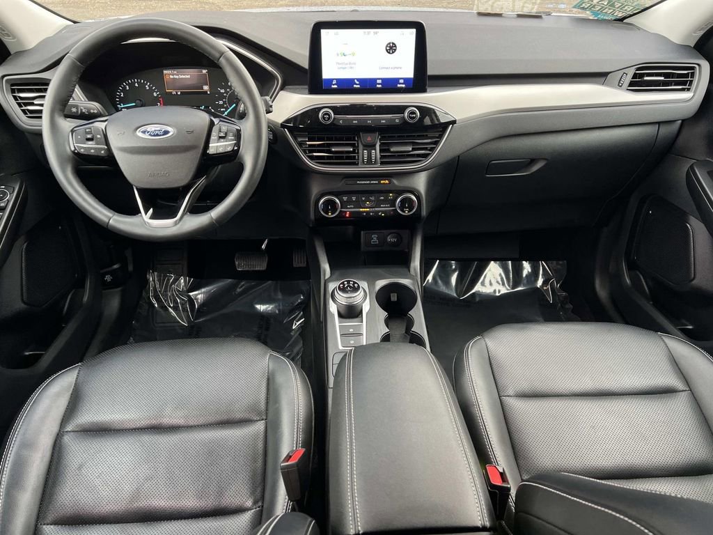 Used 2022 Ford Escape SEL w/ Class II Trailer Tow Package image 3