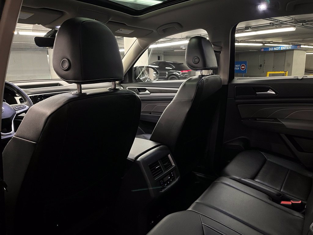 Used 2023 Volkswagen Atlas SE w/ Panoramic Sunroof Package FWD image 25