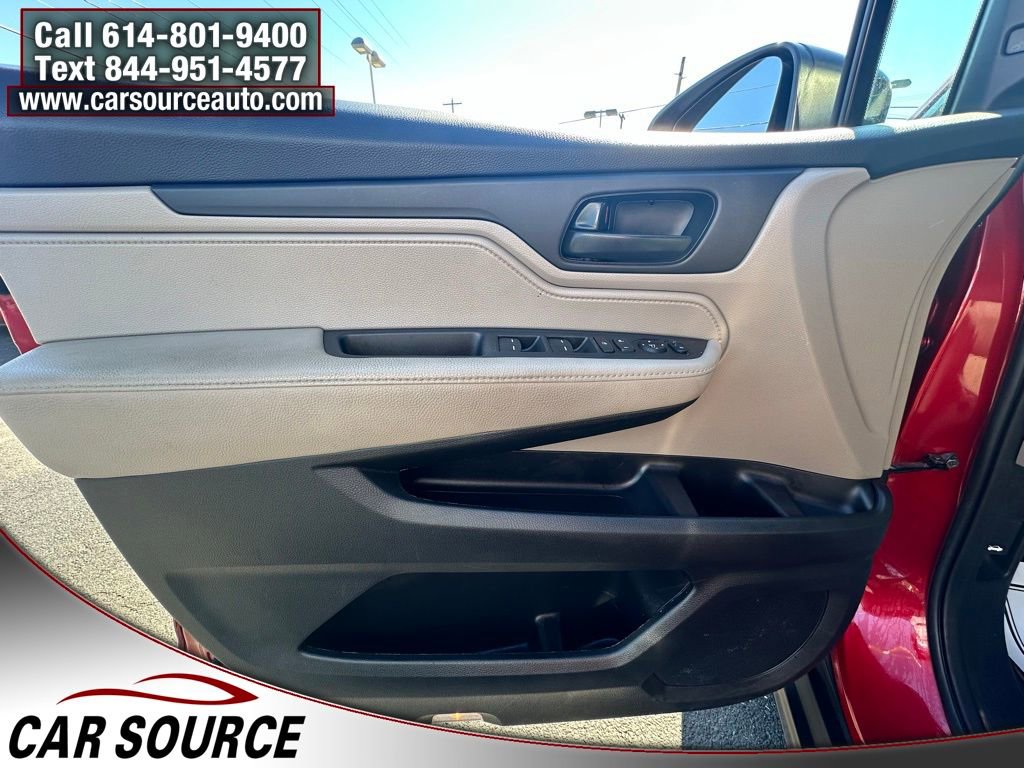 Used 2022 Honda Odyssey EX image 12