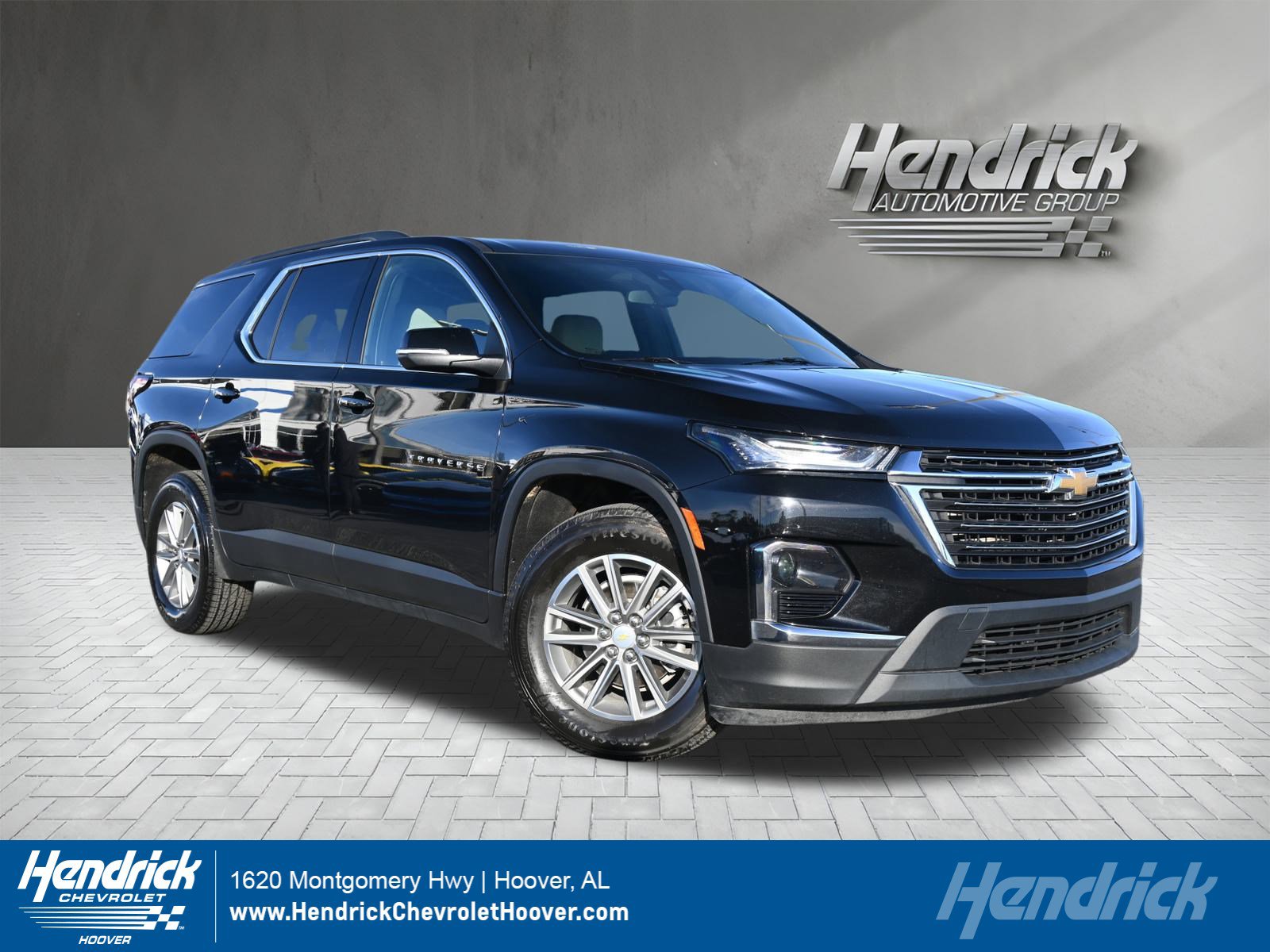 Used 2022 Chevrolet Traverse LT image 1
