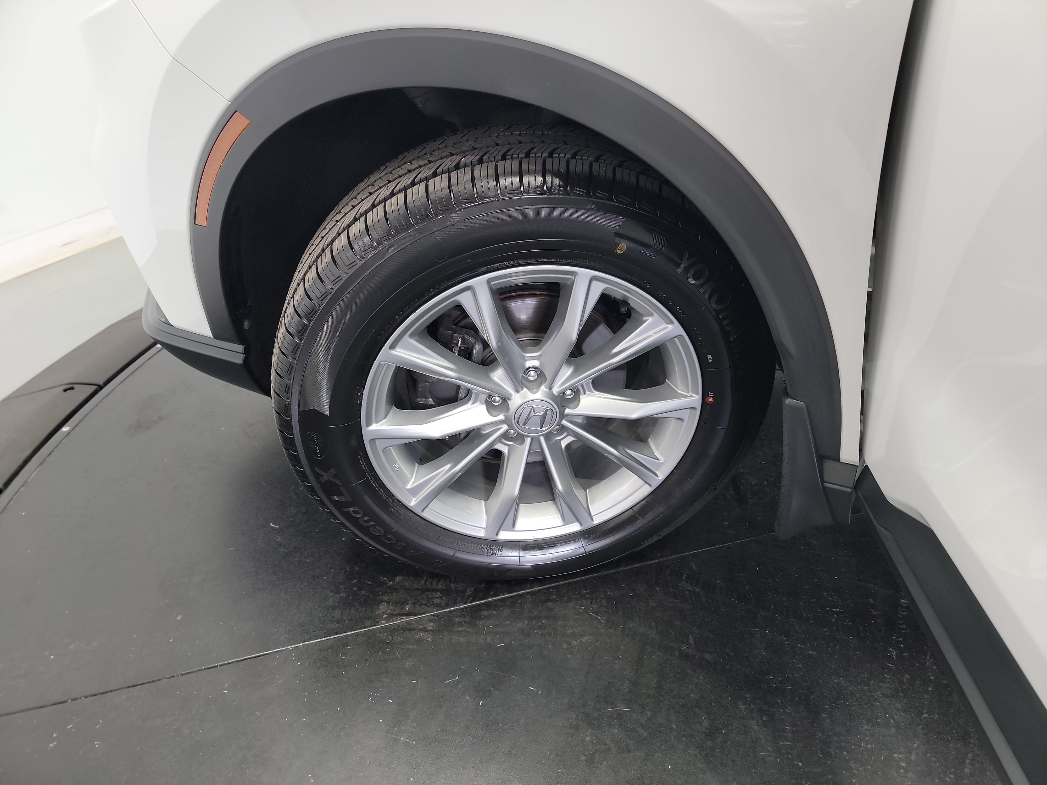 Used 2024 Honda CR-V EX-L image 30