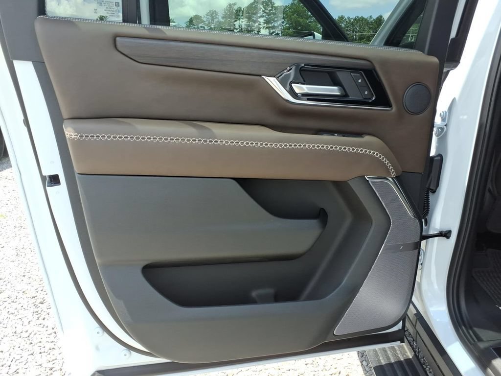 New 2026 GMC Yukon XL Denali Ultimate AWD/4WD image 19