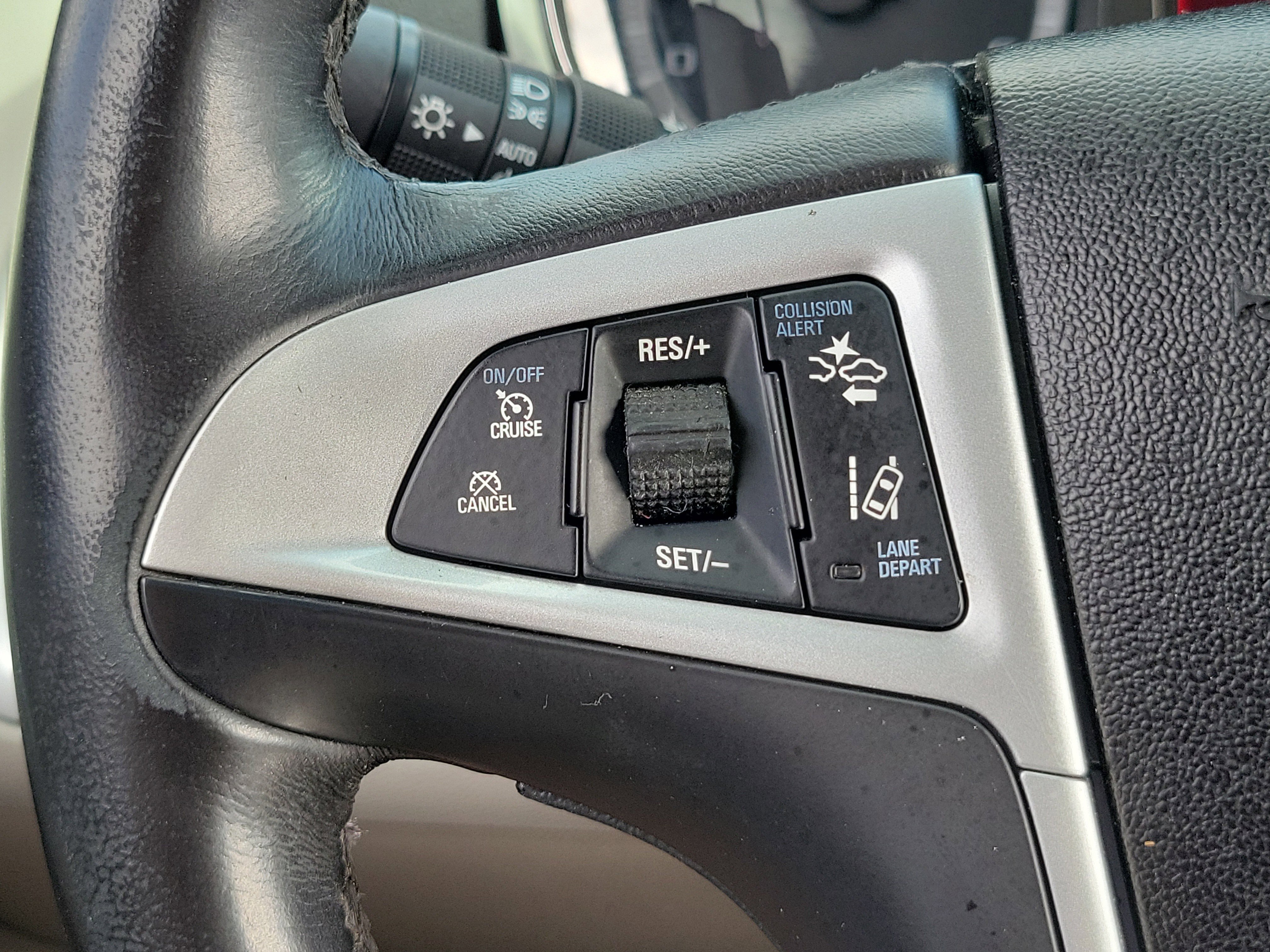 Used 2015 GMC Terrain SLT w/ Chrome Edition image 26