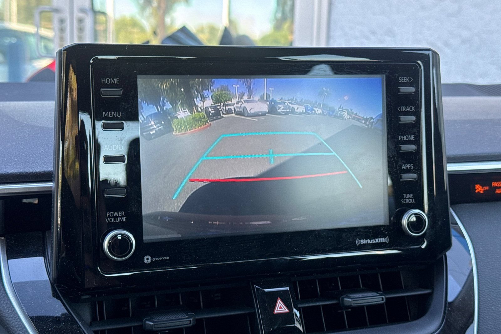 Used 2022 Toyota Corolla LE FWD image 25