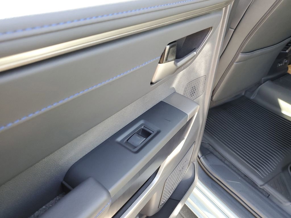 New 2026 Toyota Tundra Platinum image 10