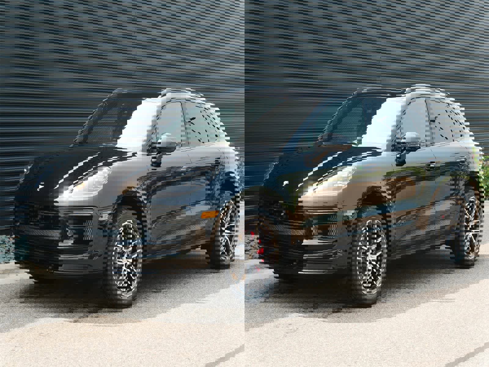 New 2025 Porsche Macan S